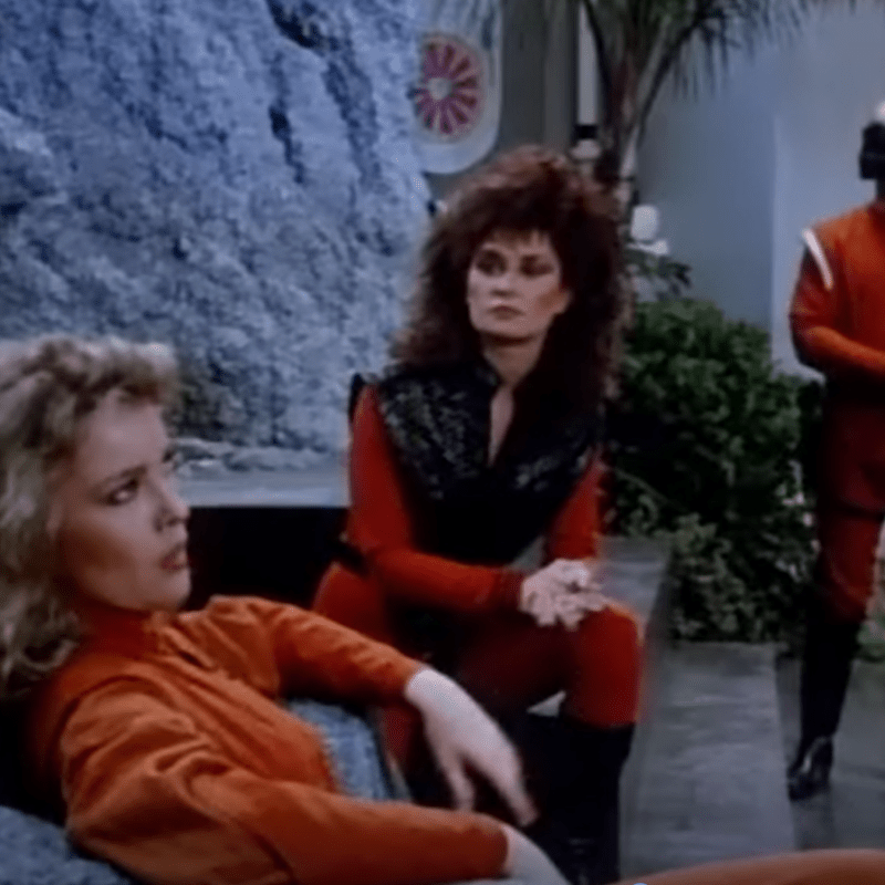 Disgruntled Frank Ashmore fan watches V “The  Secret Underground”